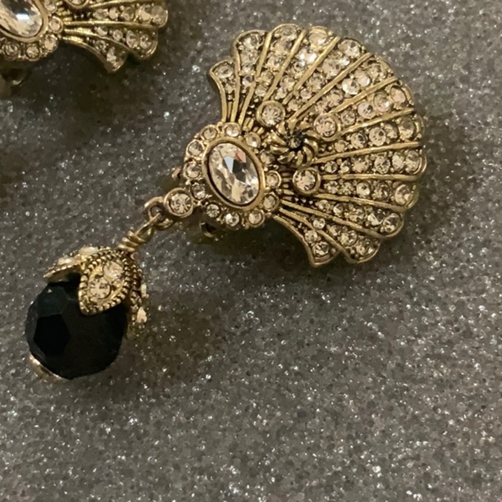 Black And Gold Crystal Shell Statement Necklace A… - image 8